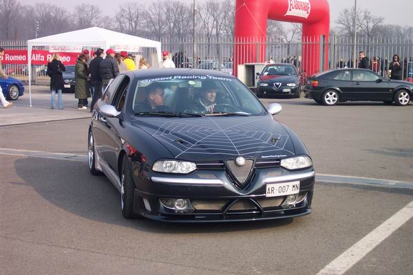 Alfa Romeo Giulietta Profilo Bordino Adesivo Paraurti Giallo Anteriore  Tuning